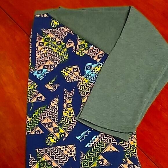 Lularoe Aztec Randy Raglan T - Picture 9 of 10